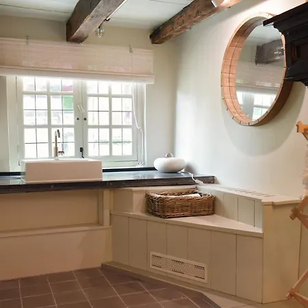 Met De Kogel Apartman *